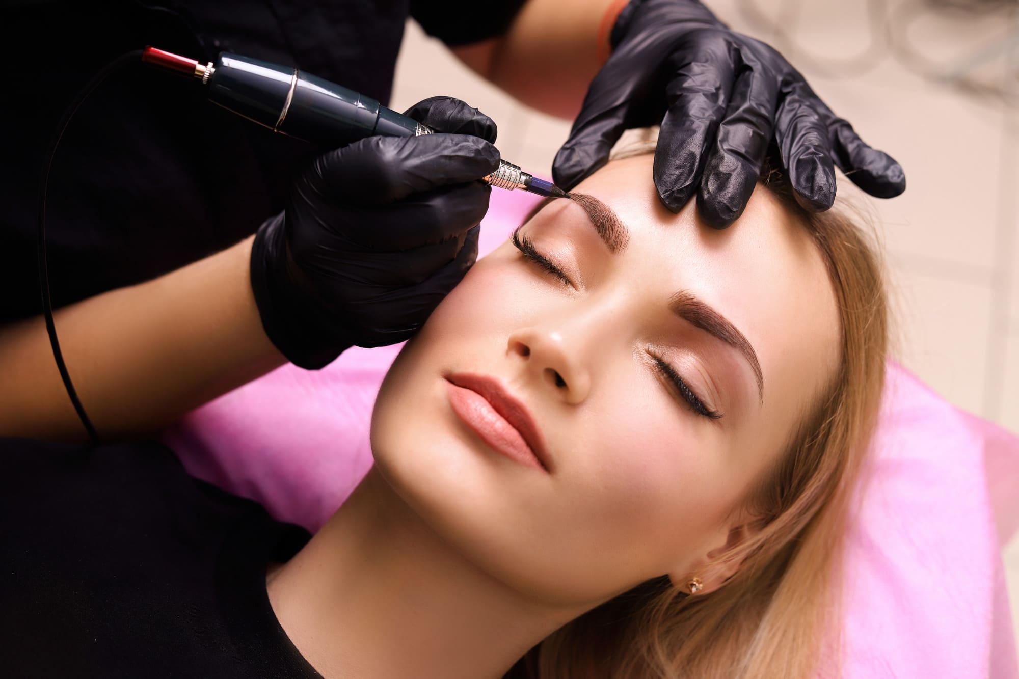 banner 1 microblading